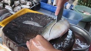 World's Fastest Milkfish cutting Skills/ Mullet Cutting and Mullet Roe Making - Taiwan street food