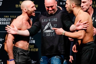 UFC 209 Weigh-Ins: Lando Vannata vs. David Teymur Staredown