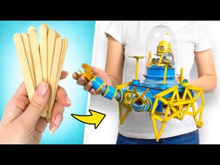 Самодельный робот из палочек от мороженого и картона!