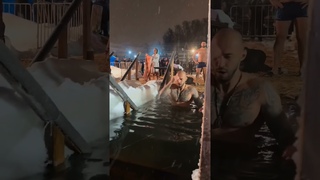 Все потому, что светлый праздник объединил нас🙏Всех православных с Крещением! ✝️ #дом2 #подпишись