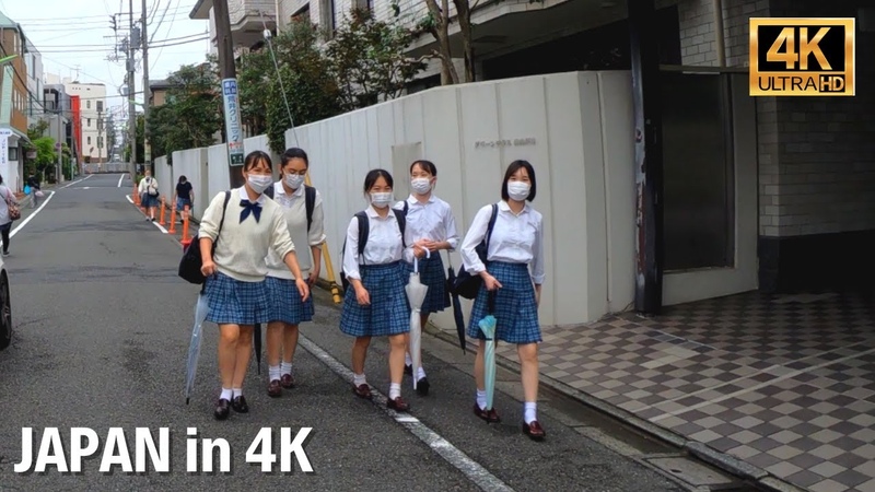 Many Japanese school girls in morning. Tokyo. , Walk Japan 2021 4