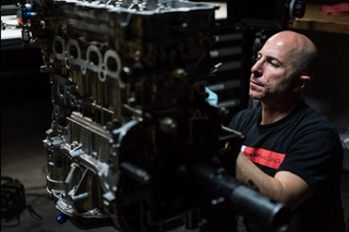 Full build of Papadakis Racing's 1,000 hp Toyota 2AR engine -- shown in 1.5 minutes