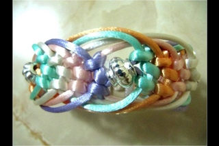 Pulseras nudos macrame con cuentas