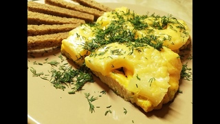 Сочная курица в духовке под сыром, рецепт смело добавляем в новогоднее меню.