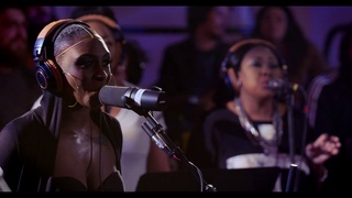 Snarky Puppy feat. Laura Mvula & Michelle Willis - Sing to the Moon (Family Dinner Volume Two)