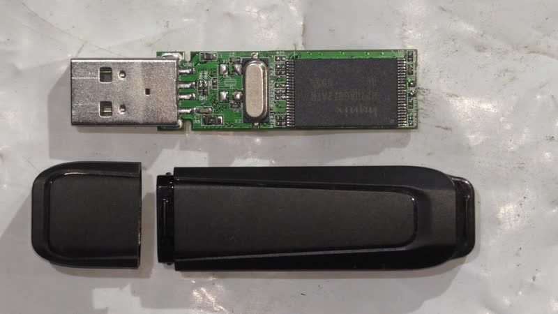 Разбираем флешку, flash memory,