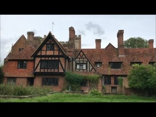 Pink Floyd’s ABANDONED mansion (FROZEN IN TIME)