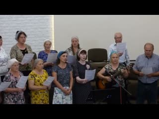 Я вижу вдали средь бури и мглы,  песня
