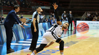 Трехочковый баззер Джиана Клавелла | 3 апреля 2021