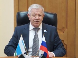 Владимир Анисимов обсудил с местными журналистами работу депутатской вертикали