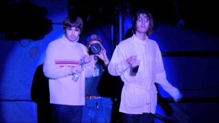 Oasis - Whatever (Saturday 10th August, 1996) 【Knebworth 1996】