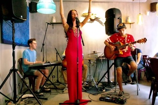 Helenica  lost without you (Robin Thicke cover)