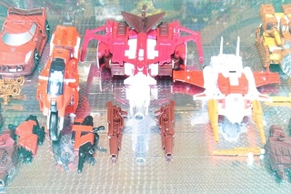よみがえるTRANSFORMERS UW-08 コンピューティコン　COMPUTRON