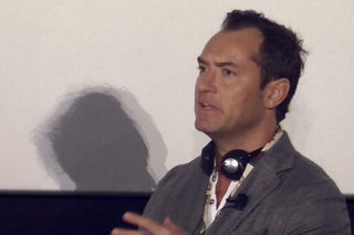 Jude Law svela i retroscena del suo personaggio in The Young Pope