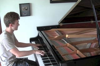 Shawn Mendes - Treat You Better (piano)