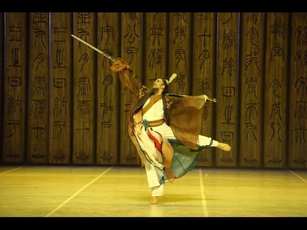 Beautiful Chinese Classical Dance 32 劍舞