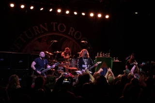 Cavalera - Roots Bloody Roots (Live in Nashville)