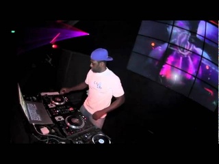 Great video in Thailand with DJ Charly Templar @ Insomnia club (unreleased 2012)
