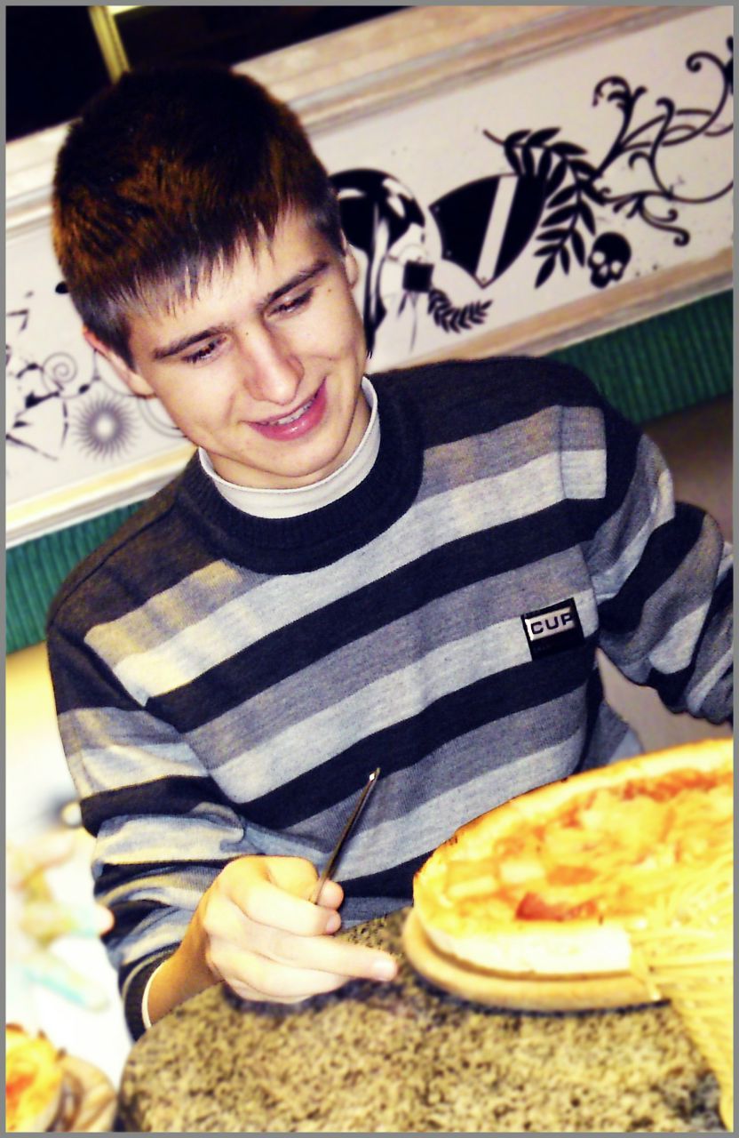 Ерік Сакс | Свалява