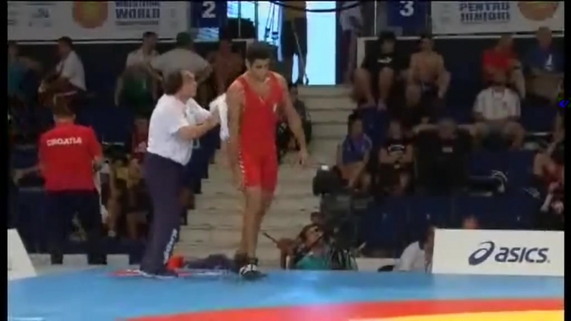 MANUKYAN Rafik ( ARM) vs RUSSO Ciro (