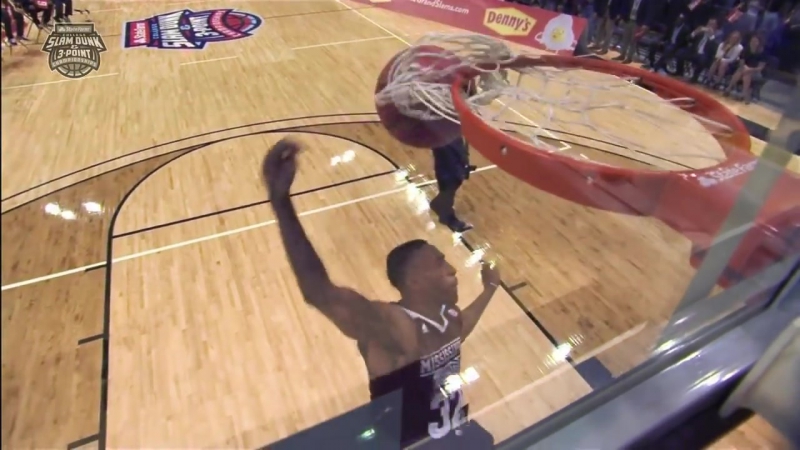 NCAA Basketball. College Slamdunk 3 point Championships