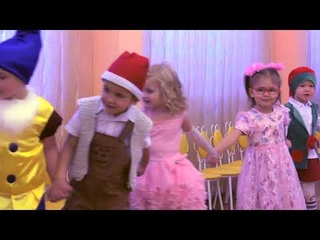 Новогодний утренник в “Божьей коровке“