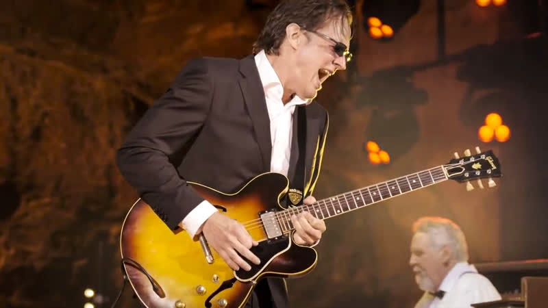 Joe Bonamassa Muddy Wolf at Red Rocks