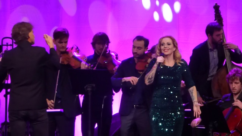 Anneke van Giersbergen