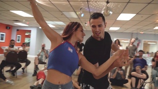 How do I say - USHER / Paulo and Luisa - Denver