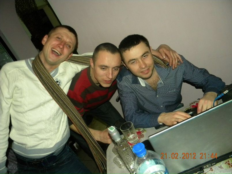 №8, Саня Шева №8, Саня Шева