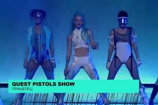 M1 Music Awards. Quest Pistols Show - Пришелец -