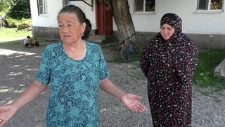 Старый Черек: жильцы аварийных домов добиваются переселения
