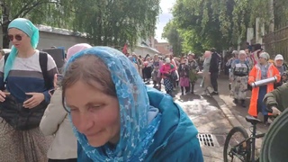 Великорецкий крестный ход возвращается в Трифонов монастырь.