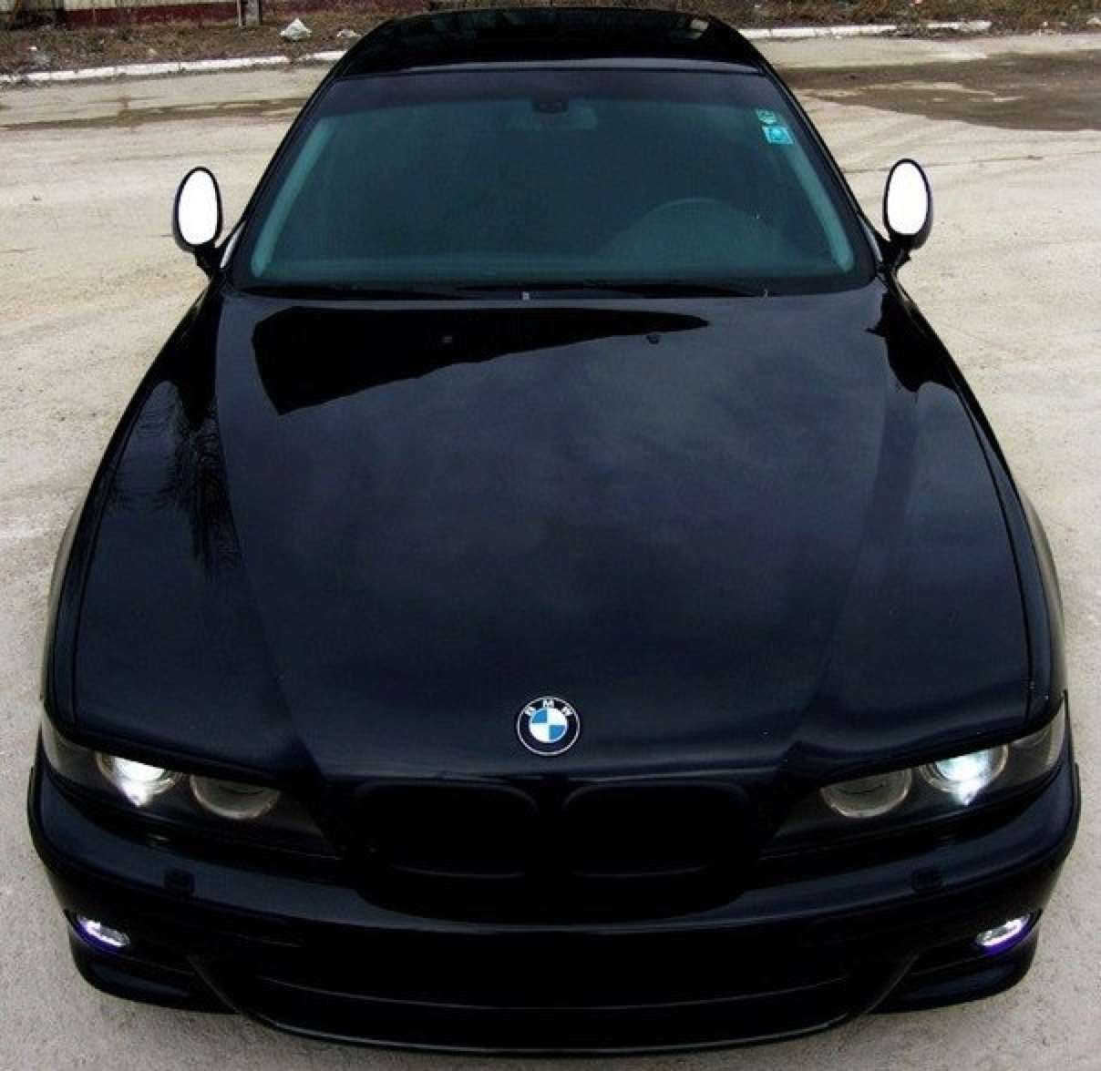 BMW e39 черная тонированная