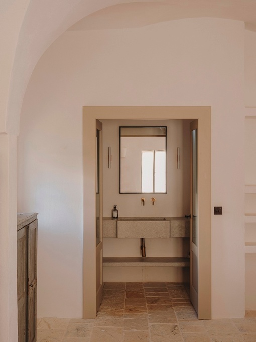 Casolare Scarani House / Studio Andrew Trotter