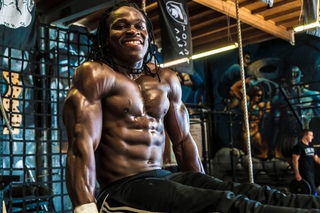 AFRICAN KINGS: Alseny Natural Muscle Monster