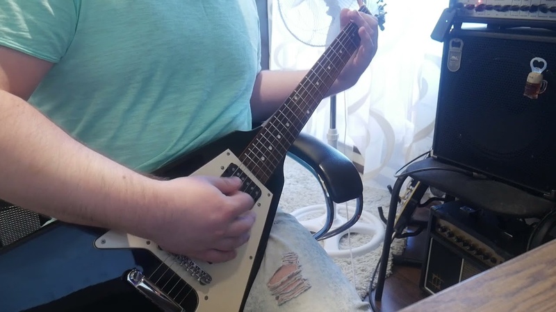 Maison Flying V Classic Ebony Clean + Crunch + Overdrive + Shimmer + Delay