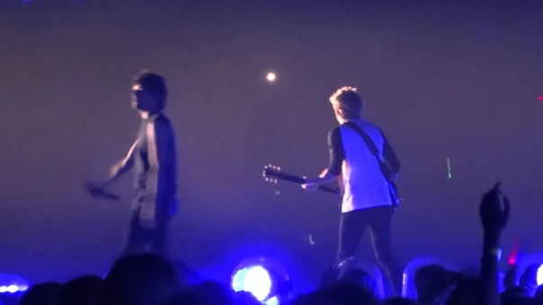 One Direction Little White Lies OTRA 7 2 15 Sydney