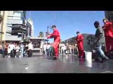 Elastic Illusion Street Performance Brit