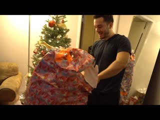 WORLD'S BEST CHRISTMAS PRESENT
