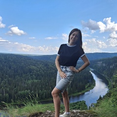 Анна Риконнен