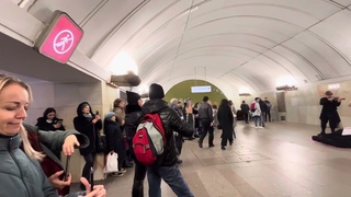 . 4. Москва.  Вечер. Музыка в метро. Станция  🚉  Чеховская.