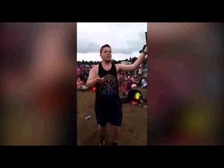 Watch Guy dancing ’’Uptown Funk’’ at ’T in the Park’ (FIXED)
