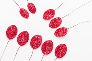 Роза из бисера. Урок 2 - Лепестки / Beaded rose. Lesson 2 - Petals