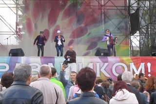 Шоу-группа “Два с половиной кума“ - Манила