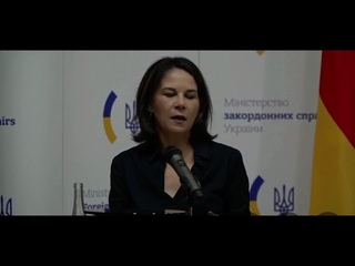 Baerbock in Kiew: 560 Tage sind ein Jahr - “Wir stehen an eurer Seite“ #baerbock #kiew #ukraine